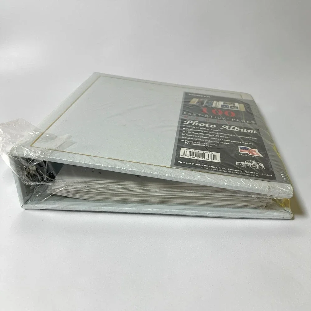 Pioneer Photo Album 100 Magnetic Pages LM-100 White New Old Stock Sealed Vintage